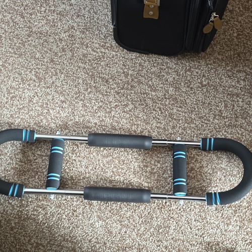 Adjustable steel doorway - adjustable,