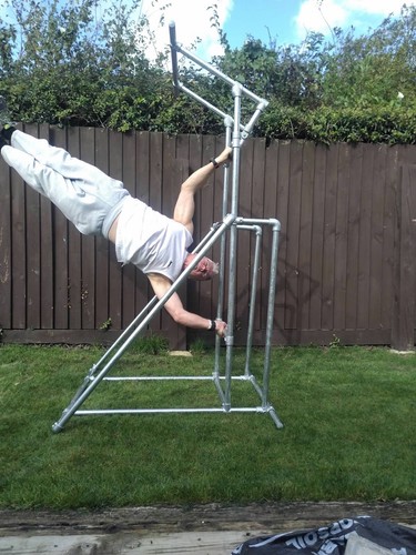 Pull station bar - up,